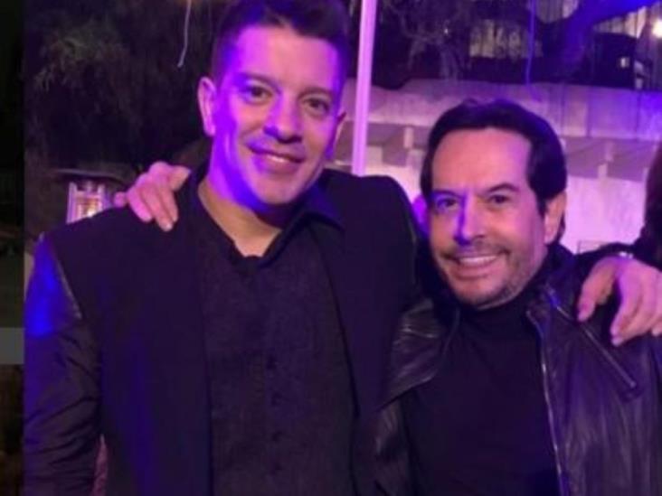 Pepillo Origel da la bienvenida a Yahir en Televisa Pepillo Origel da la bienvenida a Yahir en Televisa