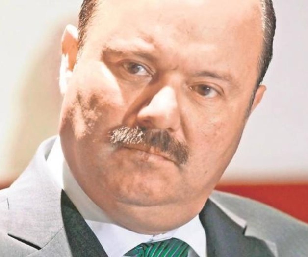 Interponen denuncia penal a César Duarte Interponen denuncia penal a César Duarte