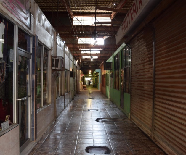 Casi ‘muere’ mercado por falta de clientela