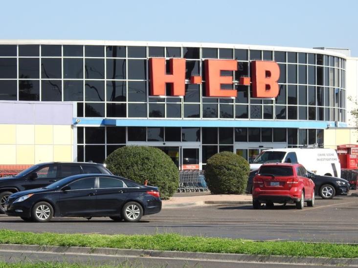Reabre hoy HEB después de tiroteo Reabre hoy HEB después de tiroteo