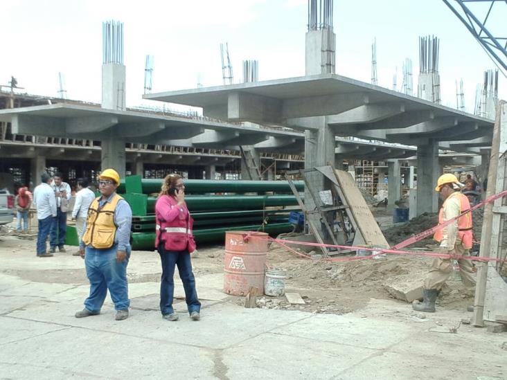 Abandona subcontratista construcción de mercados Abandona subcontratista construcción de mercados