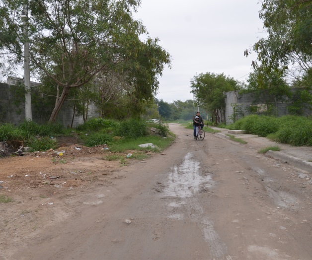 Tiene Col. Campestre calle Polonia en ruinas