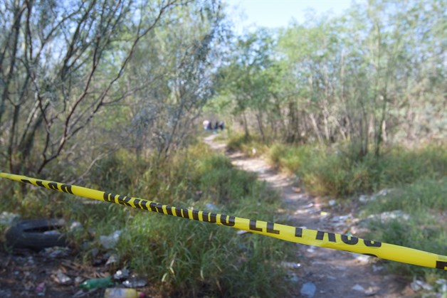 Presenta múltiplescortes un degollado. Hallan su cuerpo a espaldas de campus