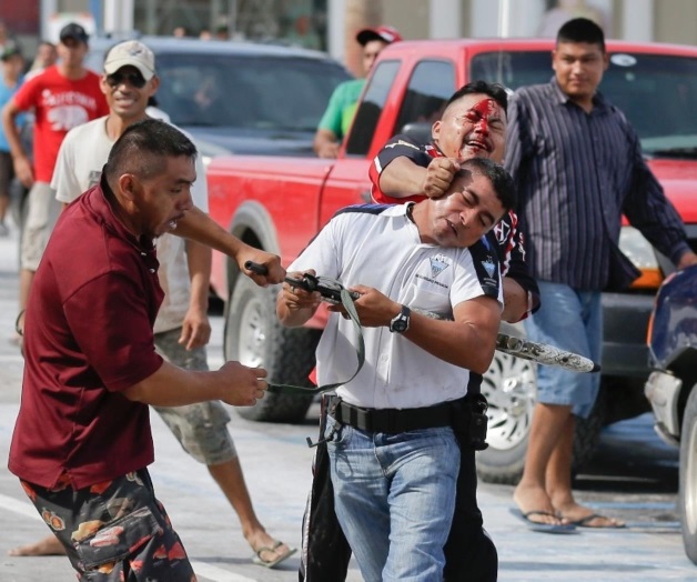 Saqueos y crisis política en México