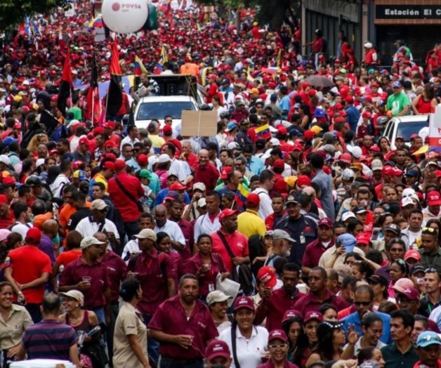 Exigen en Venezuela elecciones en día de la democracia
