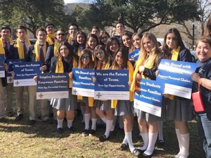 Viajaron estudiantes al Capitolio Viajaron estudiantes al Capitolio