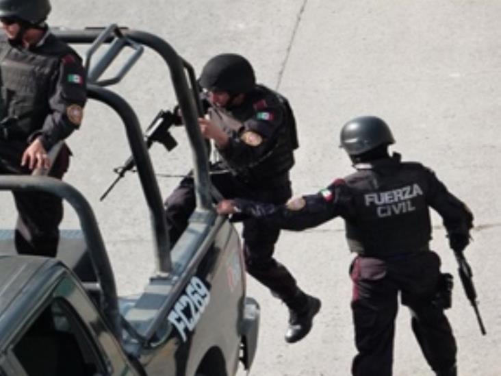Acusan a policía de violar a una joven dentro de patrulla Acusan a policía de violar a una joven dentro de patrulla