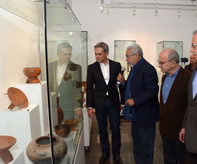 Exhibe objetos cotidianos de la época prehispánica