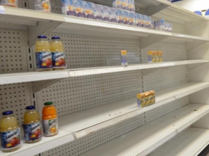 Venezolanos tienen que ir hasta Colombia a conseguir alimentos Venezolanos tienen que ir hasta Colombia a conseguir alimentos