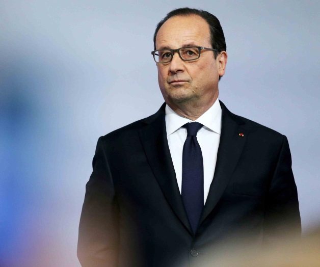 Ataque en París muestra que amenaza terrorista sigue: Hollande