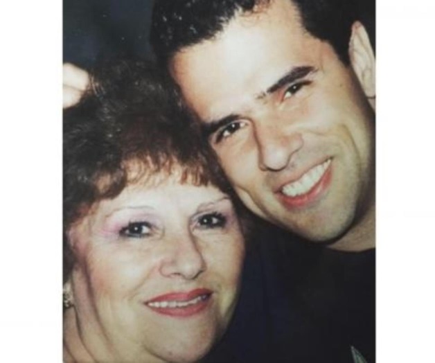 Marco Antonio Regil se despide de su mamá