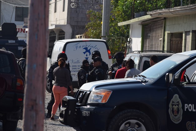 Se suicida mujer en la Narciso Mendoza