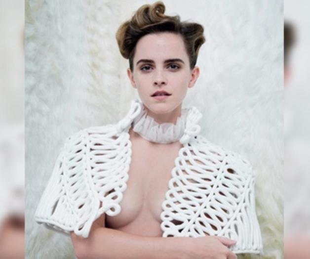 La actriz británica Emma Watson posa elegante sin sostén