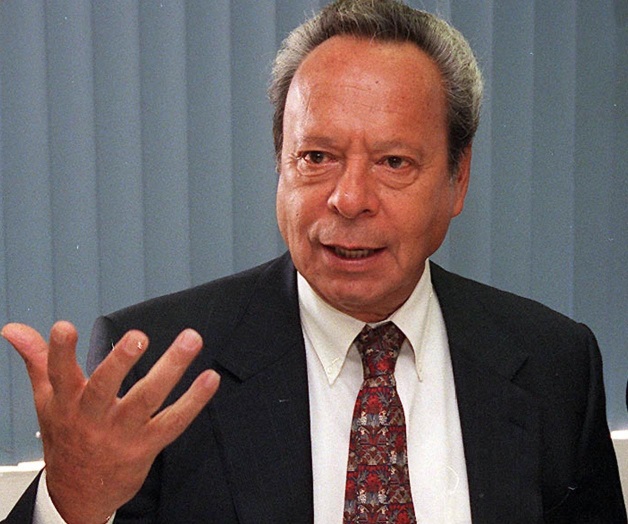 Muere Jesús Silva-Herzog, académico y funcionario Muere Jesús Silva-Herzog, académico y funcionario