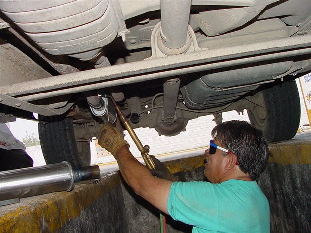 Contribuyen a contaminar. Afecta el retiro del catalizador Contribuyen a contaminar. Afecta el retiro del catalizador