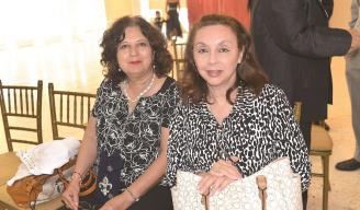 EN EL EVENTO. María Isabel Rodríguez y Alejandra de Ruiz.