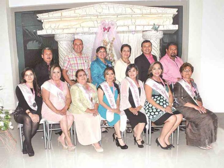 Las galardonan por ser extraordinarias Las galardonan por ser extraordinarias