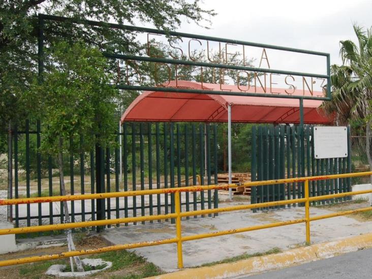 Reutilizarían sedes de unos 10 planteles Reutilizarían sedes de unos 10 planteles