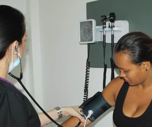 Se alistan para combatir el zika. Discuten tema en Cámara de Comercio