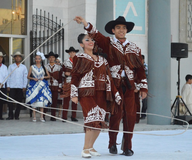 Promueven nuestras danzas