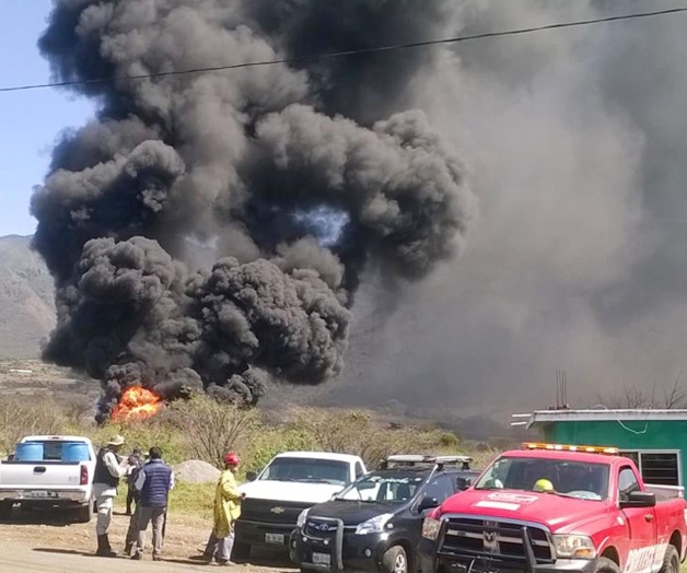 Explota ducto de Pemex en Veracruz Explota ducto de Pemex en Veracruz