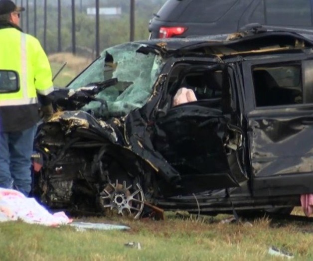 Mueren en choque tres ‘cazadores de tormentas’ Mueren en choque tres ‘cazadores de tormentas’