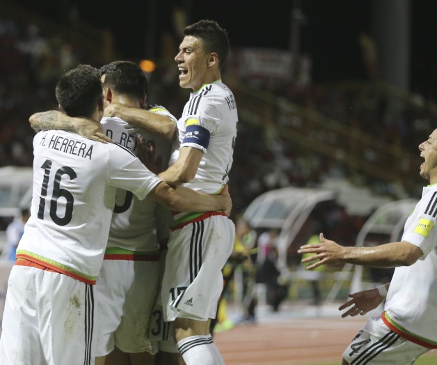 ¡‘CAMINAN’ RUMBO A RUSIA! México afianza liderato en Concacaf
