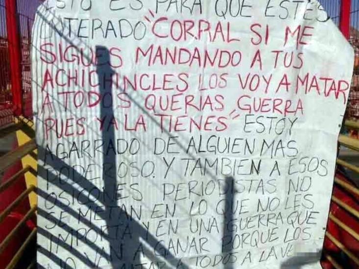 Amenazan con una manta a gobernador y periodistas Amenazan con una manta a gobernador y periodistas