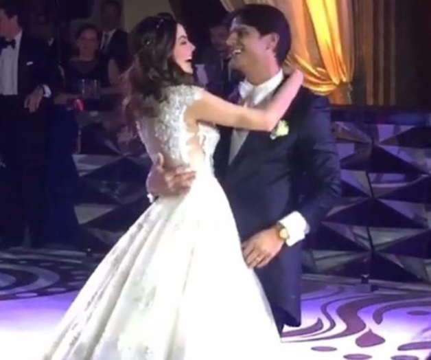 Se casan y comparten fotos