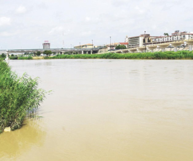 Contamina Comapa río con aguas negras