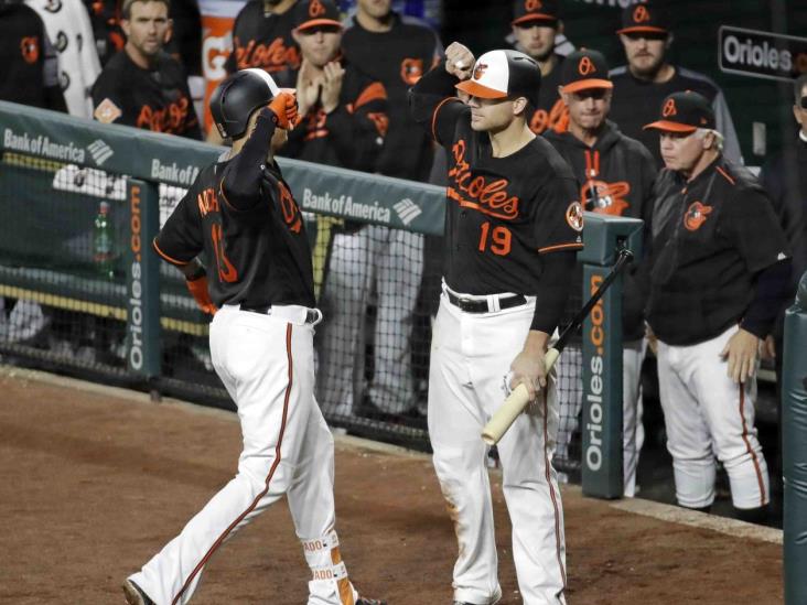 Blanquean Orioles a Medias Rojas Blanquean Orioles a Medias Rojas