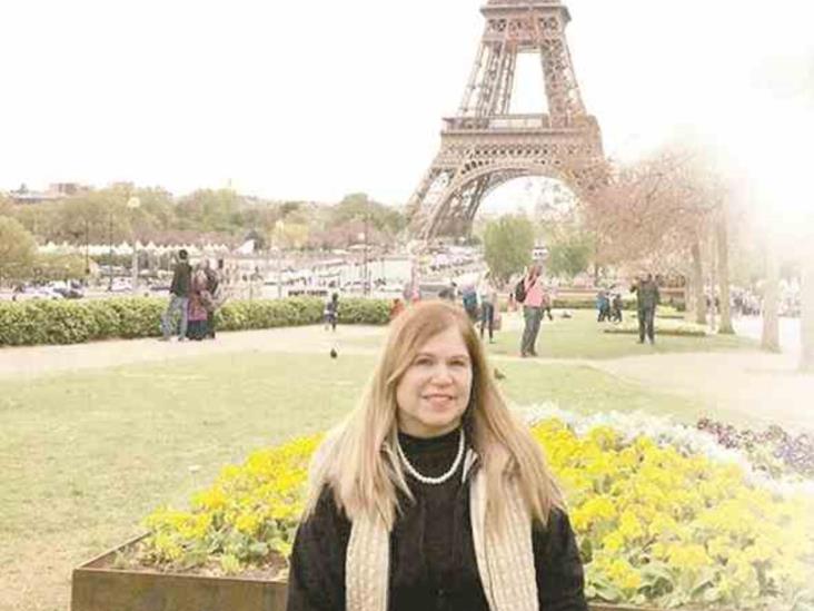 Celebra cumpleaños en París Celebra cumpleaños en París