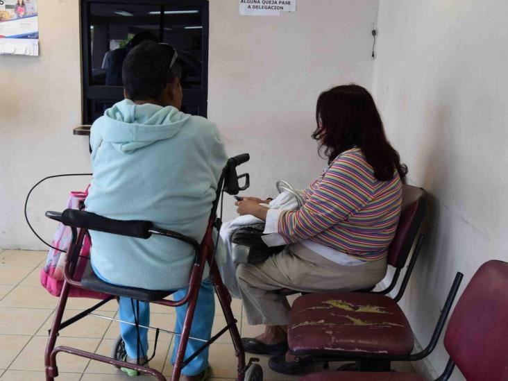Acusan a taxista por agredir a esposa, suegra y cuñado Acusan a taxista por agredir a esposa, suegra y cuñado
