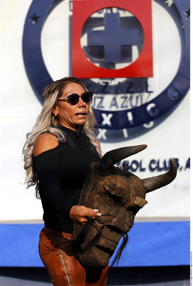 ‘Bienvenida bruja Zulema’ a La Noria