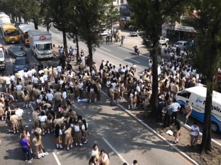 Buscan en Guatemala a conductor que mató a niña en protesta Buscan en Guatemala a conductor que mató a niña en protesta