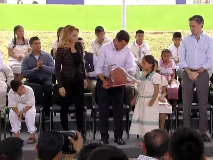 Ve EPN aceptación de la reforma educativa Ve EPN aceptación de la reforma educativa