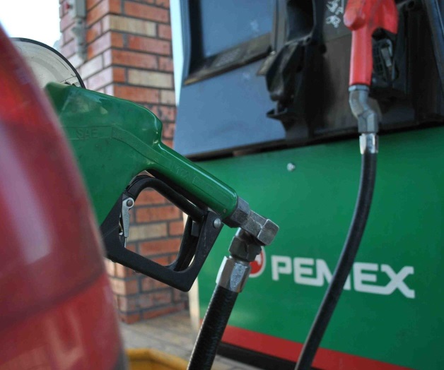 Cubre Pemex alta demanda de combustibles de la región