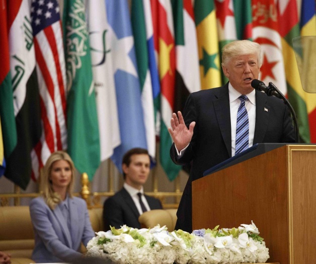 Trump convoca a líderes a combatir terrorismo islámico