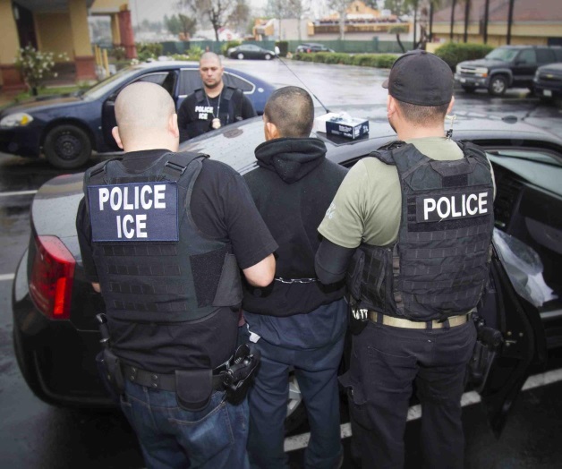 Arrestan a más de 25 mil indocumentados mexicanos