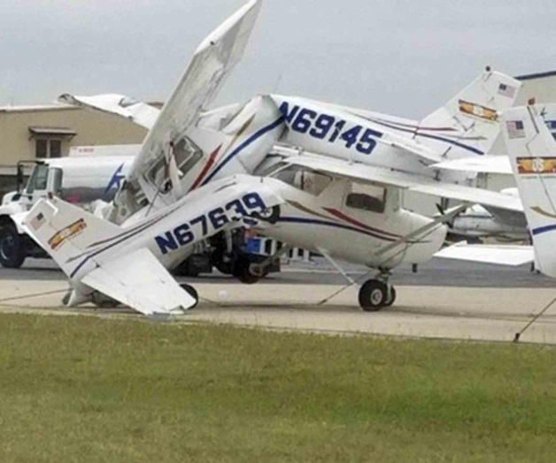 Tormenta causa estragos en aeropuerto de Texas