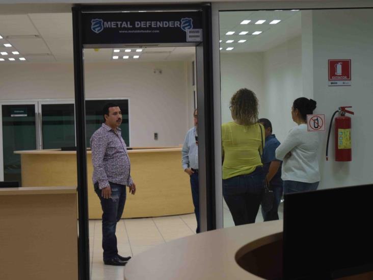 Golpean policías investigadores a secretario adscrito Jorge García Golpean policías investigadores a secretario adscrito Jorge García