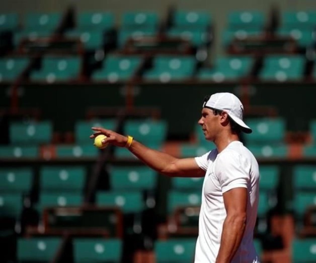 El español Rafael Nadal espera que sus piernas funcionen