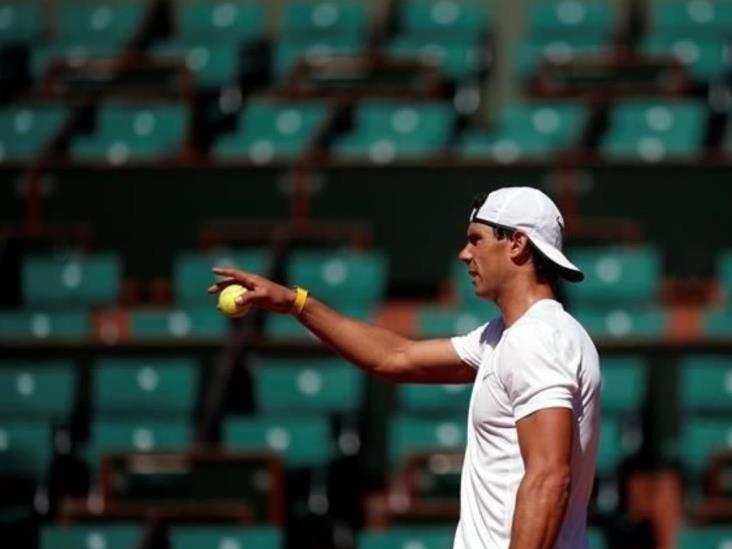 El español Rafael Nadal espera que sus piernas funcionen El español Rafael Nadal espera que sus piernas funcionen