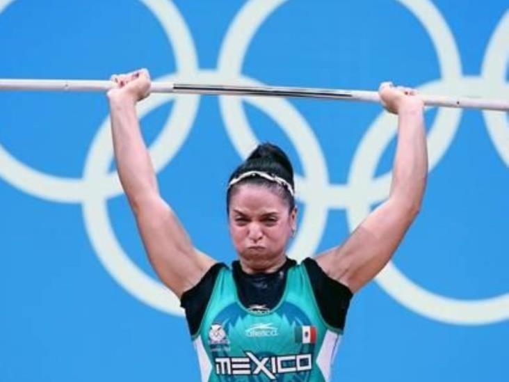 Dan medalla de Londres 2012 a la halterista Luz Acosta Dan medalla de Londres 2012 a la halterista Luz Acosta
