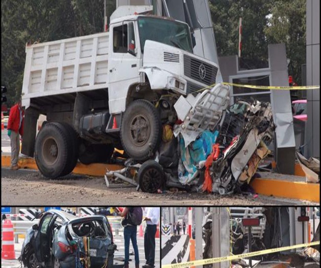 Deja accidente en la México-Toluca cuatro muertos Deja accidente en la México-Toluca cuatro muertos