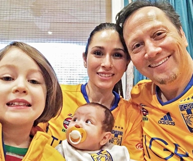 Rob Schneider es Tigre por su esposa Rob Schneider es Tigre por su esposa
