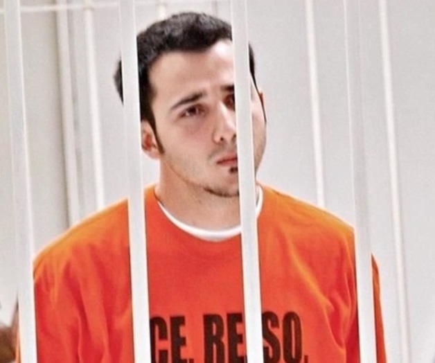 Diego Santoy deja atrás al Asesino de Cumbres. Está casado con una fan