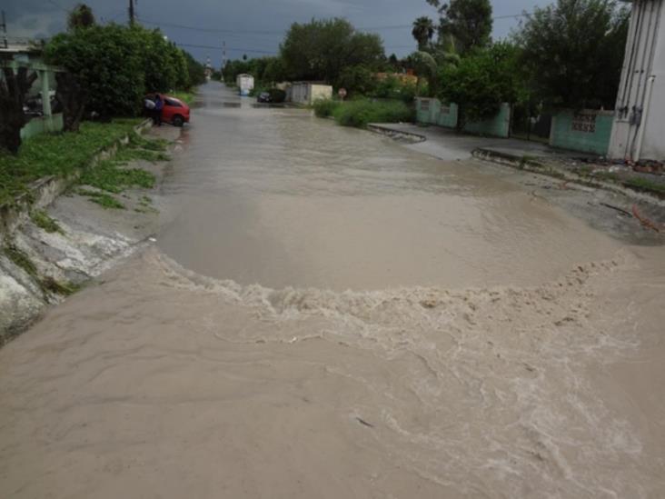 Inundan lluvias las calles de la ciudad Inundan lluvias las calles de la ciudad