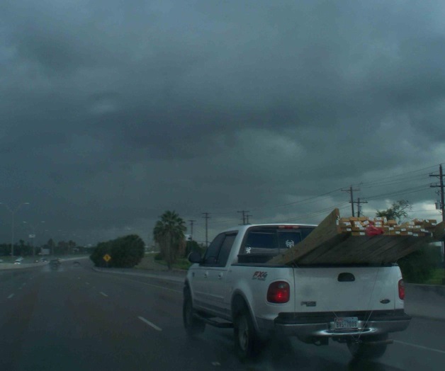 Propician lluvias riesgo de accidentes al conducir Propician lluvias riesgo de accidentes al conducir
