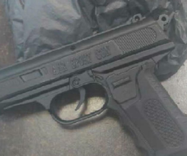 Joven pareja secuestró a mujer e hijo con arma de juguete en NL Joven pareja secuestró a mujer e hijo con arma de juguete en NL